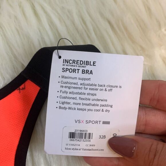 NWT Victoria secret pattern incredible sports bra 32B - Picture 3 of 7